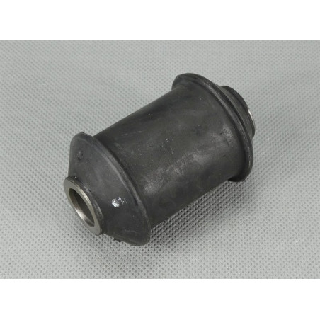 TULEJA WAHACZA PRZÓD...